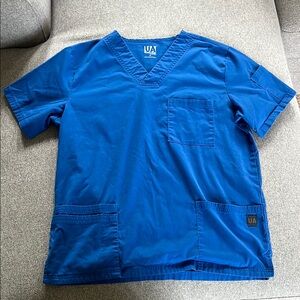 UA Blue Men’s Buttersoft V-neck Scrub Top Front Pocket